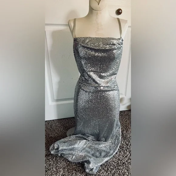 Bebe Dresses | Vintage Bebe Silver Strap Sequin Dress Nye Holiday Sexy Bodycon Split Leg Midi | Color: Gray/Silver | Size: S | Laurenely23's Closet bebe | Dresses | Vintage Bebe Silver Strap Sequin Dress Nye Holiday Sexy  Bodycon Split Leg Midi | Poshmark
